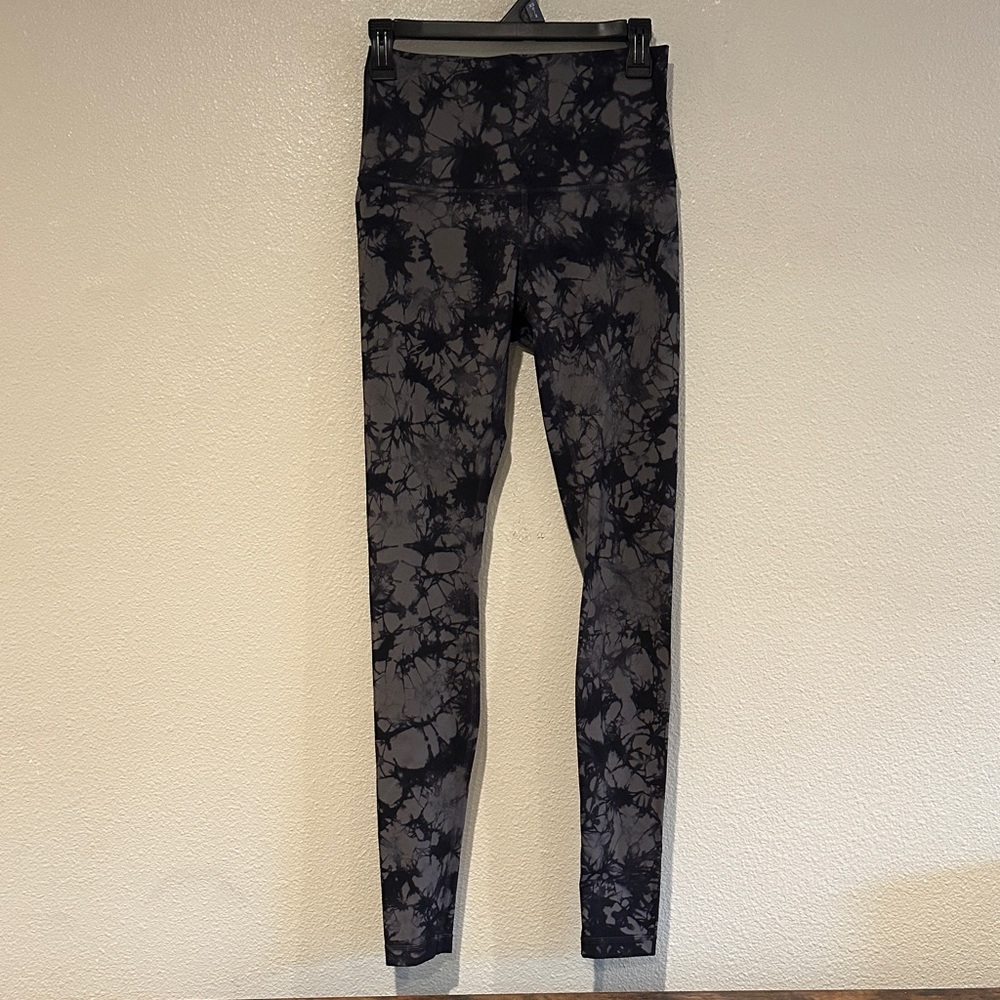 lululemon athletica Black Diamond Dye